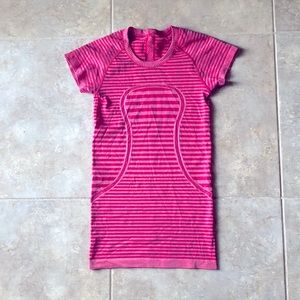 Lululemon Swiftly Tech Crew Top